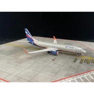 [Ready Stock 1] 1: 400 NG Out of Print Russia Boeing 737-800, Number VP-BMO, New Style Standard Coat
