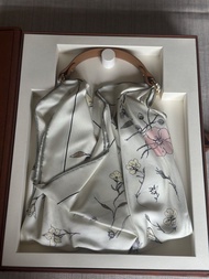 Loro Piana Foulard 絲巾包 Scarf Bag 手挽袋 Foulard Handle 圍巾手柄 BGH0171