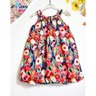 GIRLS' DRESS - GIRLS' TWO-STRING DRESS WITH PUMPKIN FORM WITH OUTSTANDING RED FLOWER PATTERNS - SWEE