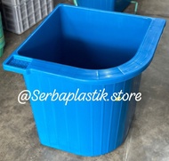 PTR bak mandi plastik / bak air sudut / bak mandi sudut toilet dewasa