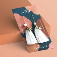 Tassel earrings cream with real pearl and starfish