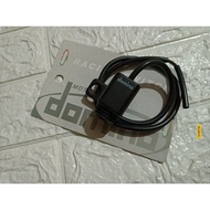 Domino 3 way switch universal