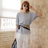 OB Strictly Selected Non-Wrinkle Slim-fit Pleated Round Neck Sleeve Top < AB21276 >