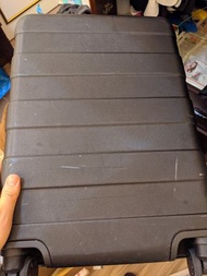 台北市面交 二手 一點點壞掉 無印良品 行李箱Suitcase 2017 30L 在日本買 原價4500　スーツケース