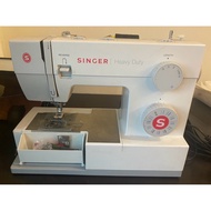 Singer sewing machine 5523 heavy duty used