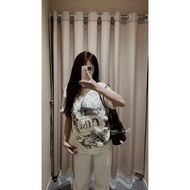 Beige T-shirt