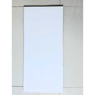Thick white paper/chart paper