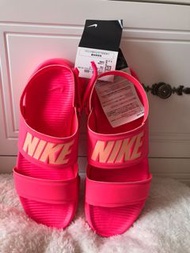 Nike拖鞋