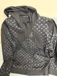Louis Vuitton  LV連帽外套