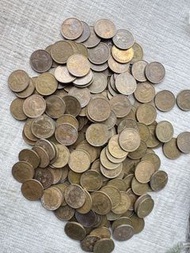 女皇頭伍毫大量舊款香港硬幣七百個1400蚊