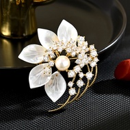 Pearl Flower Brooch Pin High-End Accessories Corsage Small Fresh Elegant Accessories Niche Exquisite