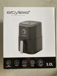 100% brand new Air Fryer 3L 全新未拆封 氣炸鍋 香港插頭 空氣炸鍋 3公升 Stylies