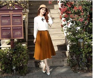 Chân váy xòe xếp ly kèm belt kết nút