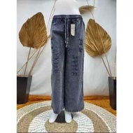 CELANA KULOT JEANS WANITA JUMBO// Kulot Jeans Wanita Panjang Sobek Motif Sobek Nyaman