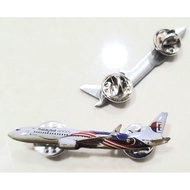 Aircraft Lapel Pin Boeing 737 Max 8 Airlines Metal Pin