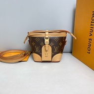 LV路易威登 Noe purse 老花燒賣斜挎包