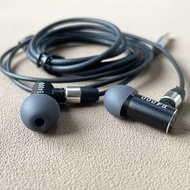 Final E4000 Interchangeable Cable hifi In-Ear Headphones Dynamic Earbuds