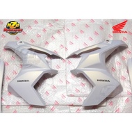 Honda Front side cover ADV 160 pear white 64400-K0W-NA0ZG/64500-K0W-NB0ZC : blk 64500K0WNBZE/NA0ZJ