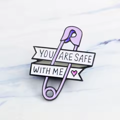 Purple paper clip enamel pin little heart Brooch Gift icon Badge Denim Jeans Lapel pin Clothes cap b