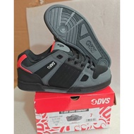 Skate Shoes of DVS Celsius Black Grey Red Nubuck Mens Hip Hop Couple Street Skateboarding Shoes Snea