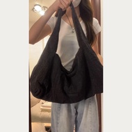 กระเป๋าผ้าใบทรงถุง Tote Bag ความจุขนาดใหญ่ กระเป๋าสะพายข้างแบบลำลอง ดีไซน์ทันสมัย ​​กระเป๋าสตางค์หนั