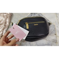 DEC Collection Yurii Chest Bag (Black)