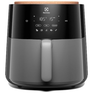 Electrolux 6.8L Air Fryer UltimateTaste 500 E5AF1-700P