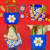 พร้อมส่ง🌈 Wiggle Wiggle กระเป๋า Smile We Love Blue ถุงช้อปปิ้ง กระเป๋ารียูส Bag กระเป๋าน่ารัก