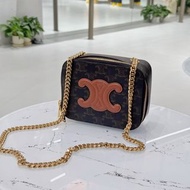 CELINE Box Triomphe 鏈條盒子包 斜孭袋 黃褐色