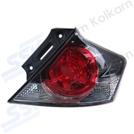 ไฟท้าย BRIO12/5D แท้ห้าง RHไม่+หลอด ( 33501-TG1-T01 )( ขวา )