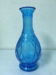 WH27293【四十八號老倉庫】全新 早期 台灣 藍色 氣泡 玻璃 格子 花瓶 高24cm 小小瑕 1瓶價【懷舊收藏擺飾