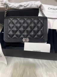 Chanel Boy woc