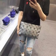 Issey Miyake Japanese 2023 New Geometric Diamond Plaid Bag Trendy Women's Bag Personalized Fashion Plaid Bag Shoulder Diamond Crossbody Bag