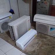 ac second merek sharp 1/2 , sharp 1pk dan daikin 1pk ( R 32 dan R410a