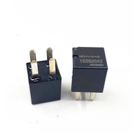 Relay HFV1112-H-R 12V20A 4 Pins
