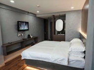 Urumqi Furonglou Hotel