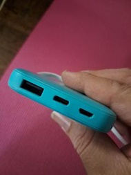 已用 Digi Momo 5000mAh 尿袋 充電器 有線 二手 迷你輕巧 好用方便 USB Apple 頭 TYPE C