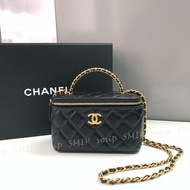Chanel Small Vanity Case With Top Handle Black Lambskin AP3012 smip 香奈兒