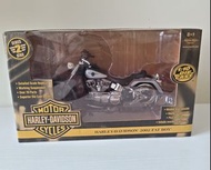 ❗(一邊尾燈爛件) Harley-Davidson 2002 Fat Boy 模型