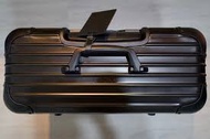 rimowa original aluminium cabin hand carry pilot
