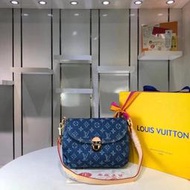 特惠百貨Louis Vuitton 路易威登 LV女款單肩包 中古vintage 牛仔丹寧單肩包 手拿包 時尚休閒女包
