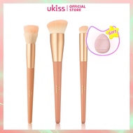 UKISS Slope Concealer Angled Foundation Brush