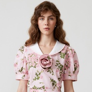 [DISAYA] - Printed top with rosette เสื้อพิมพ์ลายตกแต่งดอกกุหลาบผ้า