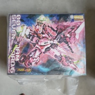 MG 00 Gundam Seven Sword/G Trans-Am Special Coating