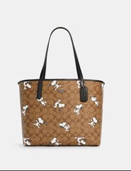 Coach X Snoopy tote bag
