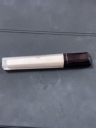 Hourglass 遮瑕液 Birch 色號