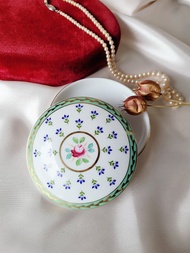 美國西洋古董飾品 / 英國瓷器花卉復古淺盒/珠寶盒/藥盒/粉盒