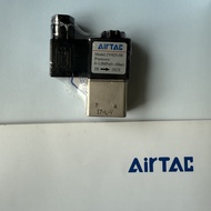 Airtac pneumatic fluid control valve2V025-08 AC220V 2V02508A