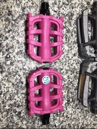 DECATHLON童車專用小踏板 【 粉紅 】塑鋼輕量型踏板