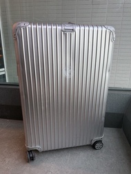 RIMOWA 行李箱